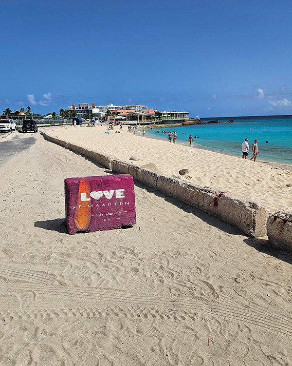 Maho Beach, juste devant la piste d'aéroport de Juliana