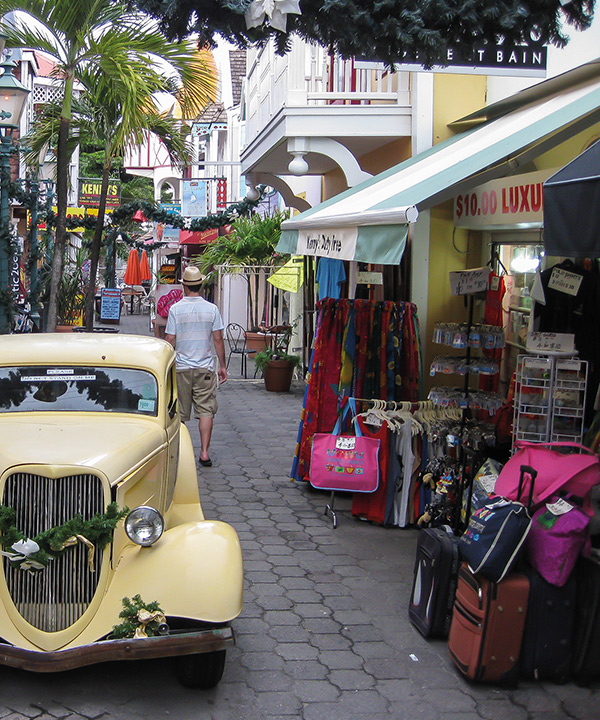 Shopping in  Saint Martin
